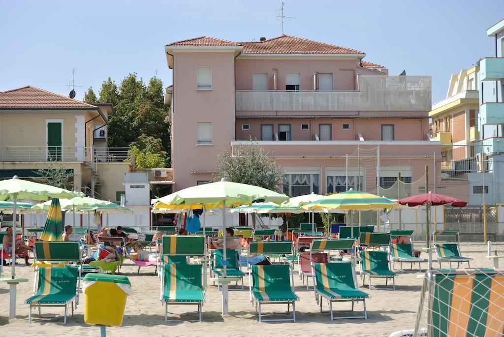 Hotel Vistamare Viserba Rimini Exterior photo