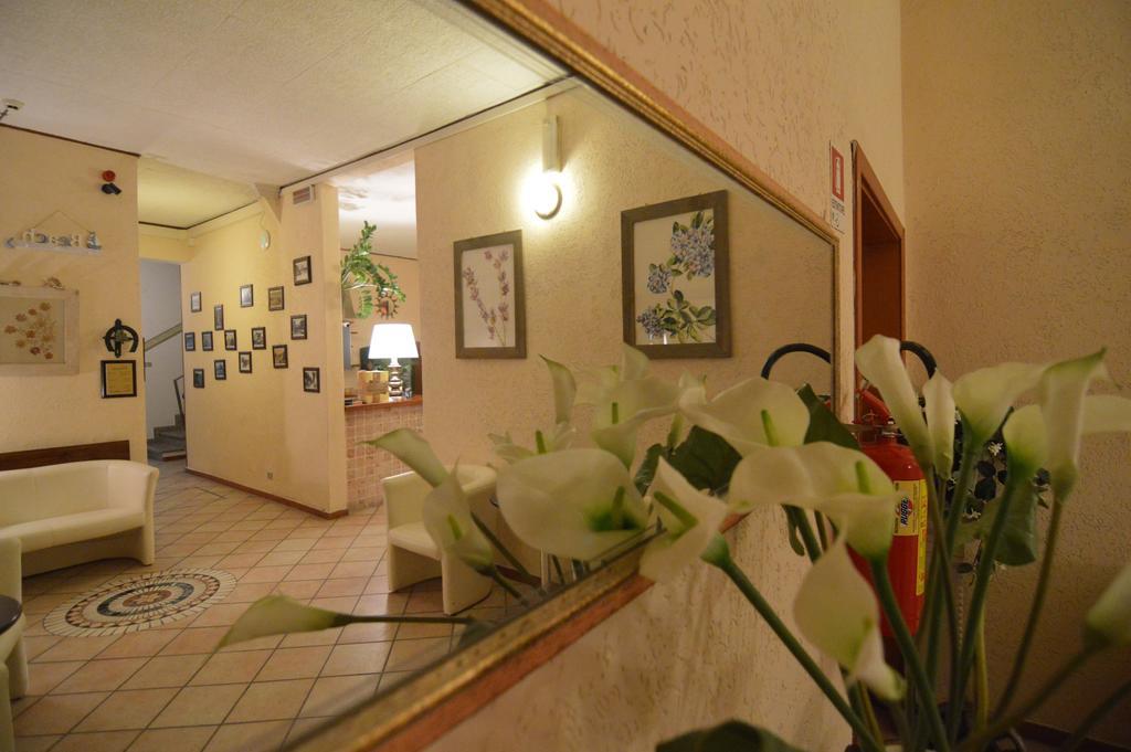 Hotel Vistamare Viserba Rimini Exterior photo